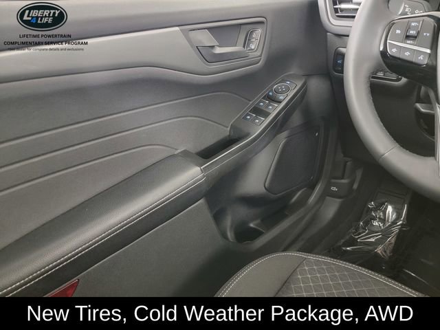 Used 2023 Ford Escape Active AWD/4WD image 31