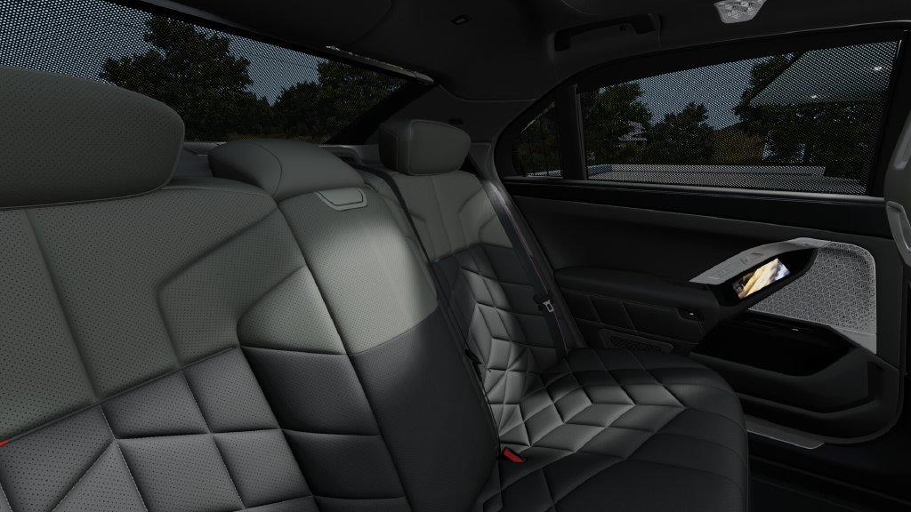 New 2026 BMW 750e xDrive w/ Executive Package AWD/4WD image 40