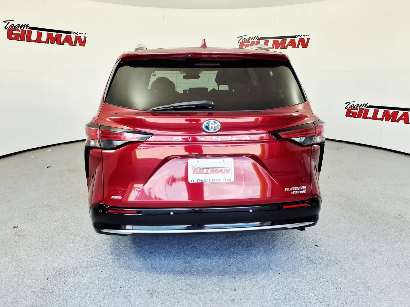 Used 2022 Toyota Sienna Platinum AWD/4WD image 5