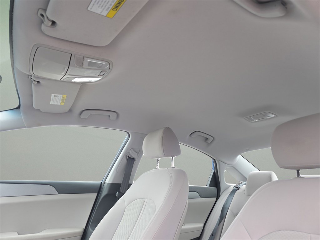 Used 2018 Hyundai Sonata SE image 12