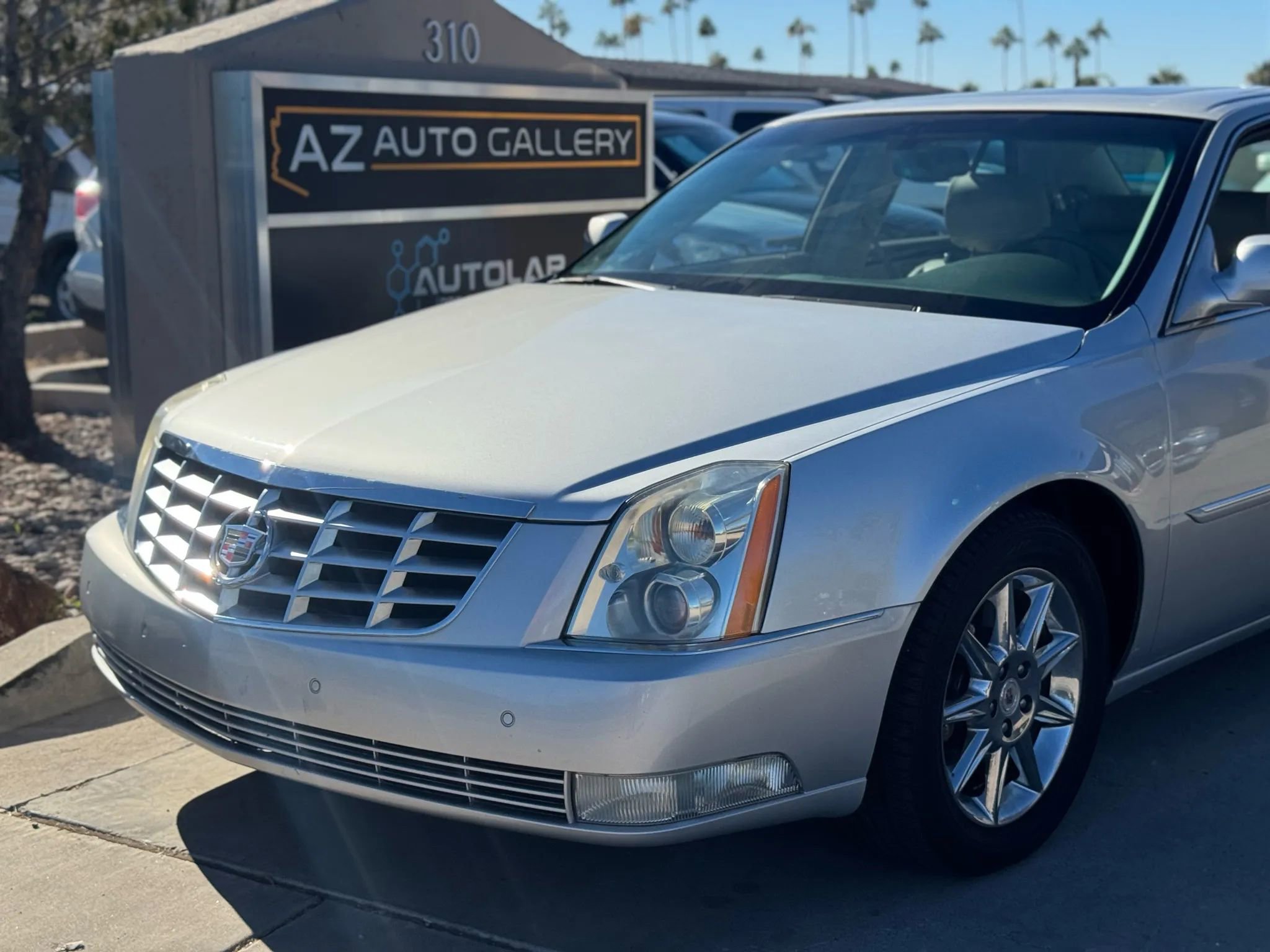 Used 2011 Cadillac DTS Luxury image 49