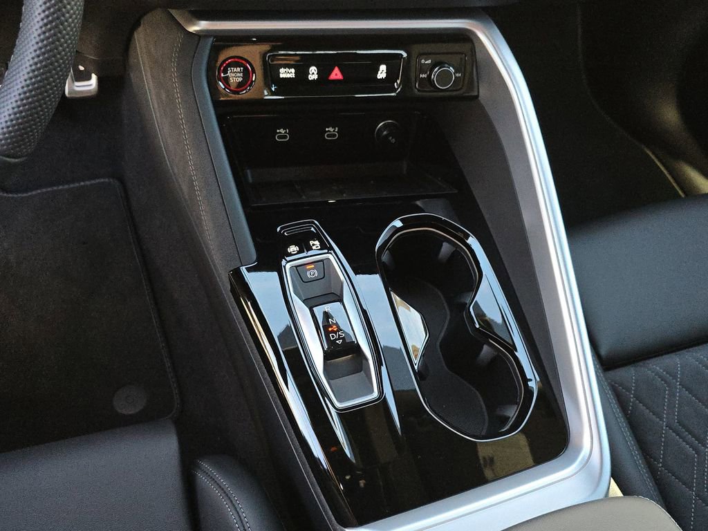 New 2025 Audi SQ5 Premium Plus image 28