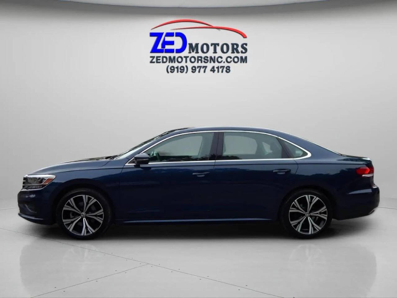 Used 2022 Volkswagen Passat 2.0T SE image 8