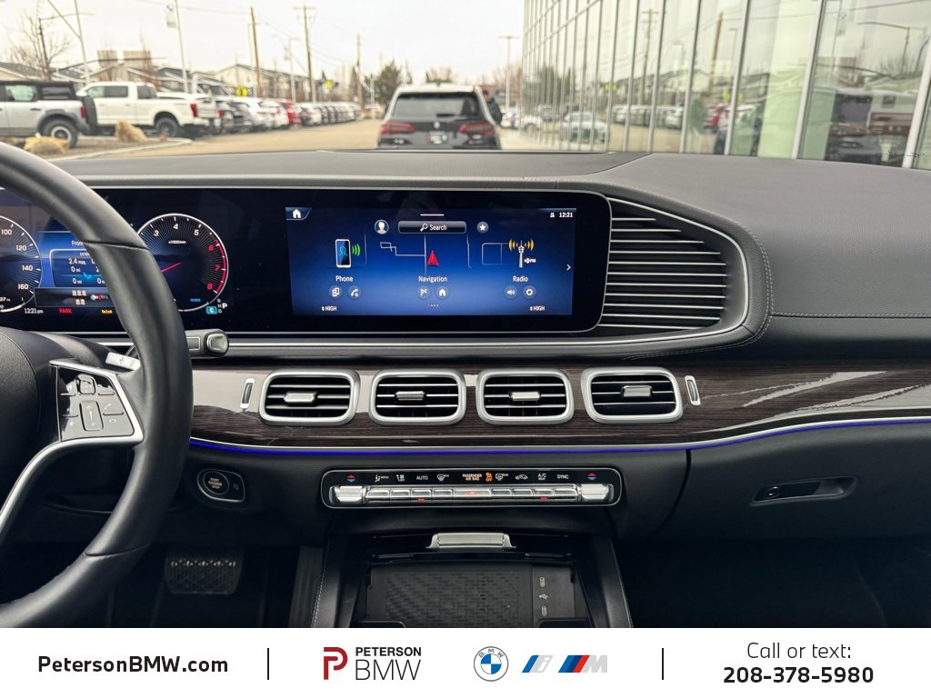 Used 2025 Mercedes-Benz GLS 450 4MATIC image 11