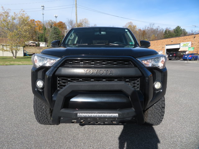 Used 2019 Toyota 4Runner SR5 image 2