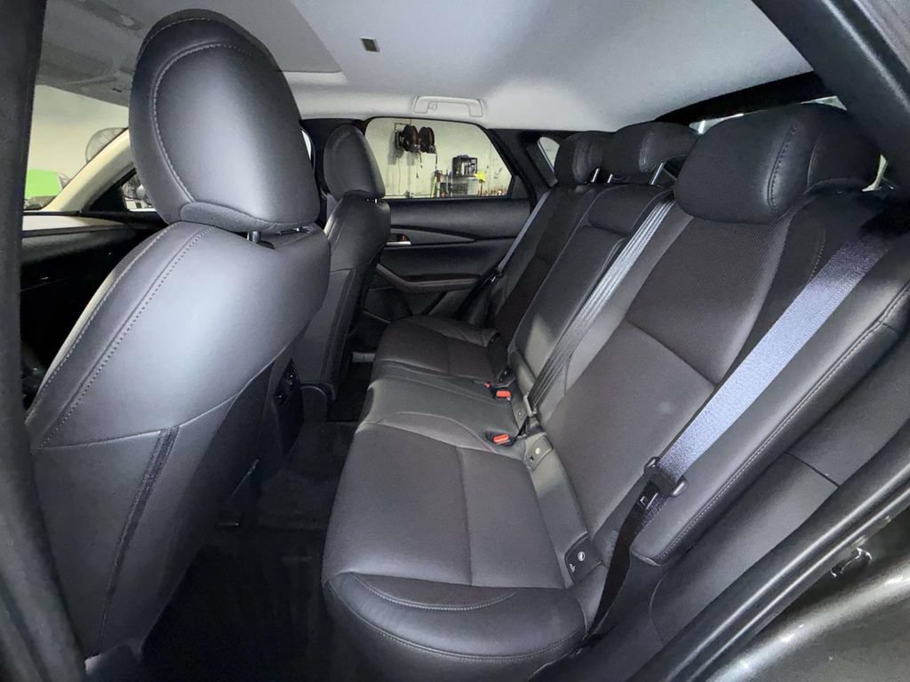 Used 2024 MAZDA CX-30 AWD 2.5 S w/ Premium Package image 19