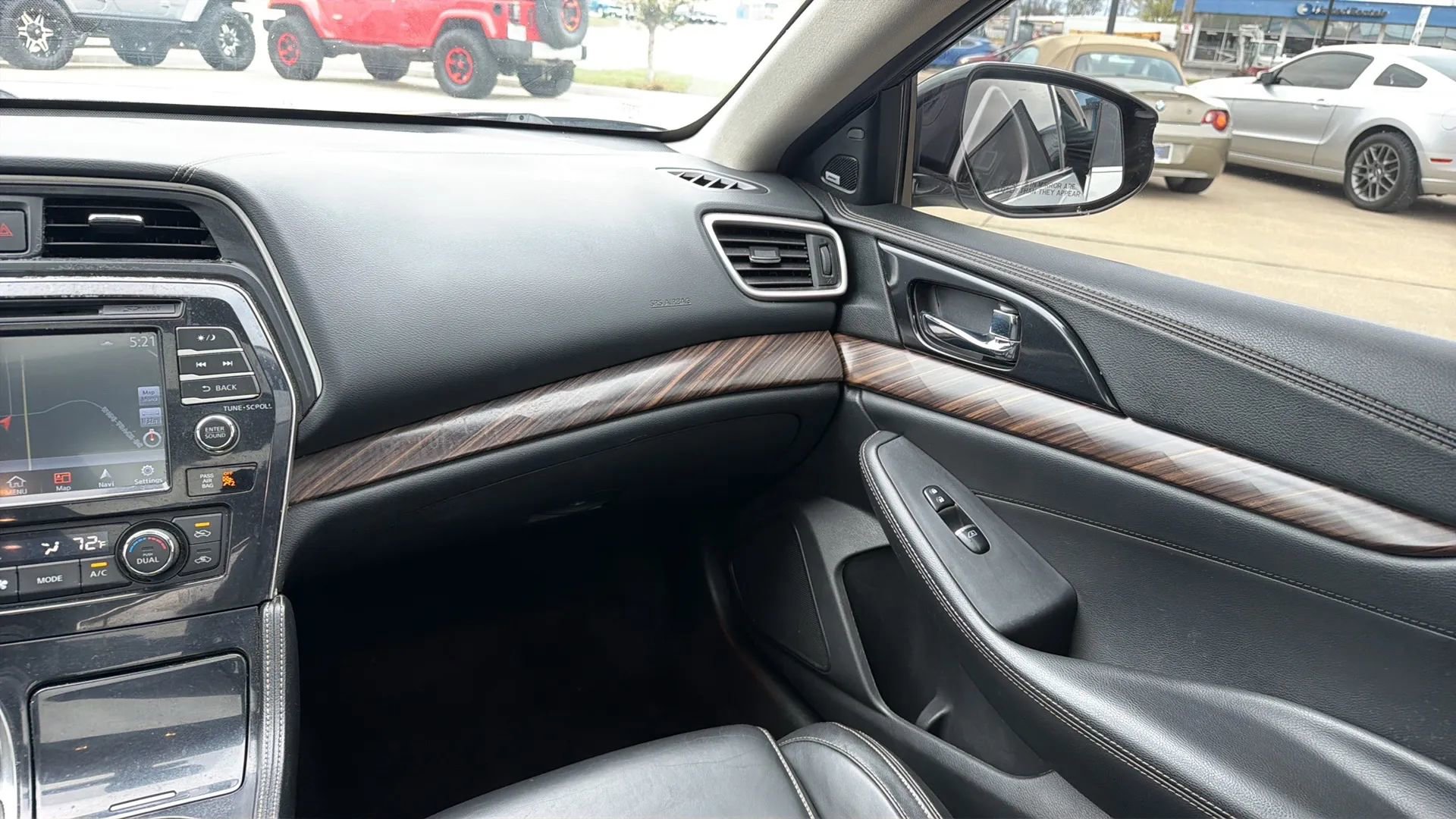 Used 2018 Nissan Maxima Platinum image 45