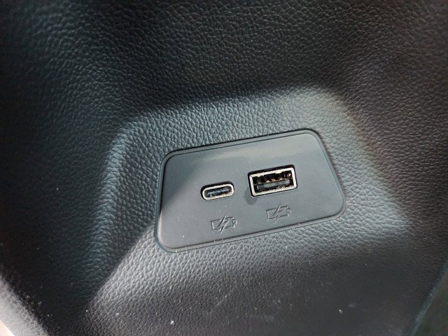 Used 2024 Buick Envision Sport Touring image 25