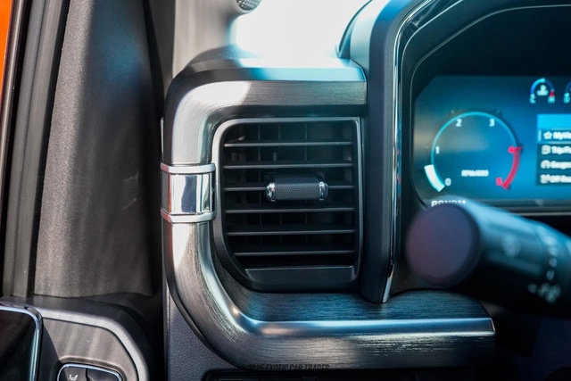 Used 2023 Ford F450 Lariat w/ FX4 Off-Road Package image 28