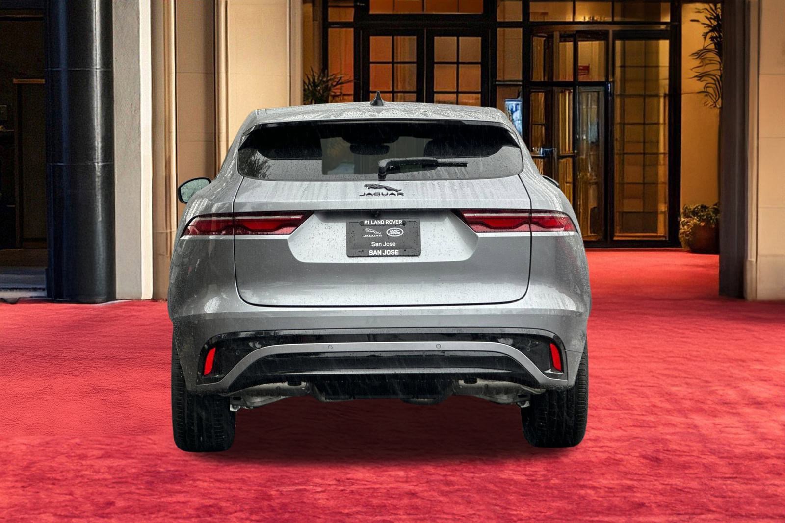 New 2025 Jaguar F-PACE R-Dynamic S image 11