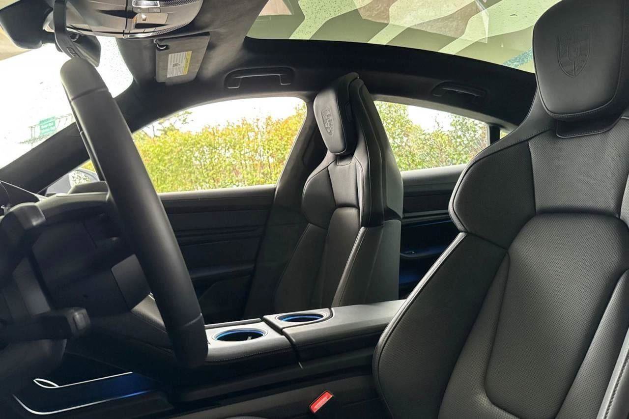 New 2025 Porsche Taycan GTS image 95