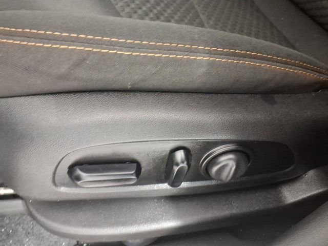 Used 2020 GMC Terrain SLE w/ Driver Convenience Package image 15