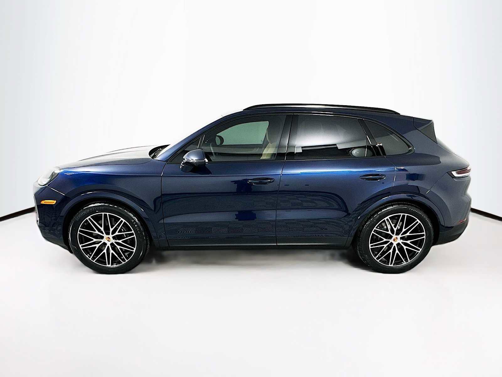 New 2026 Porsche Cayenne image 2