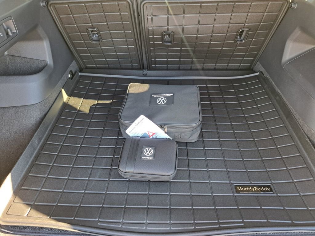 New 2026 Volkswagen Tiguan SE image 25