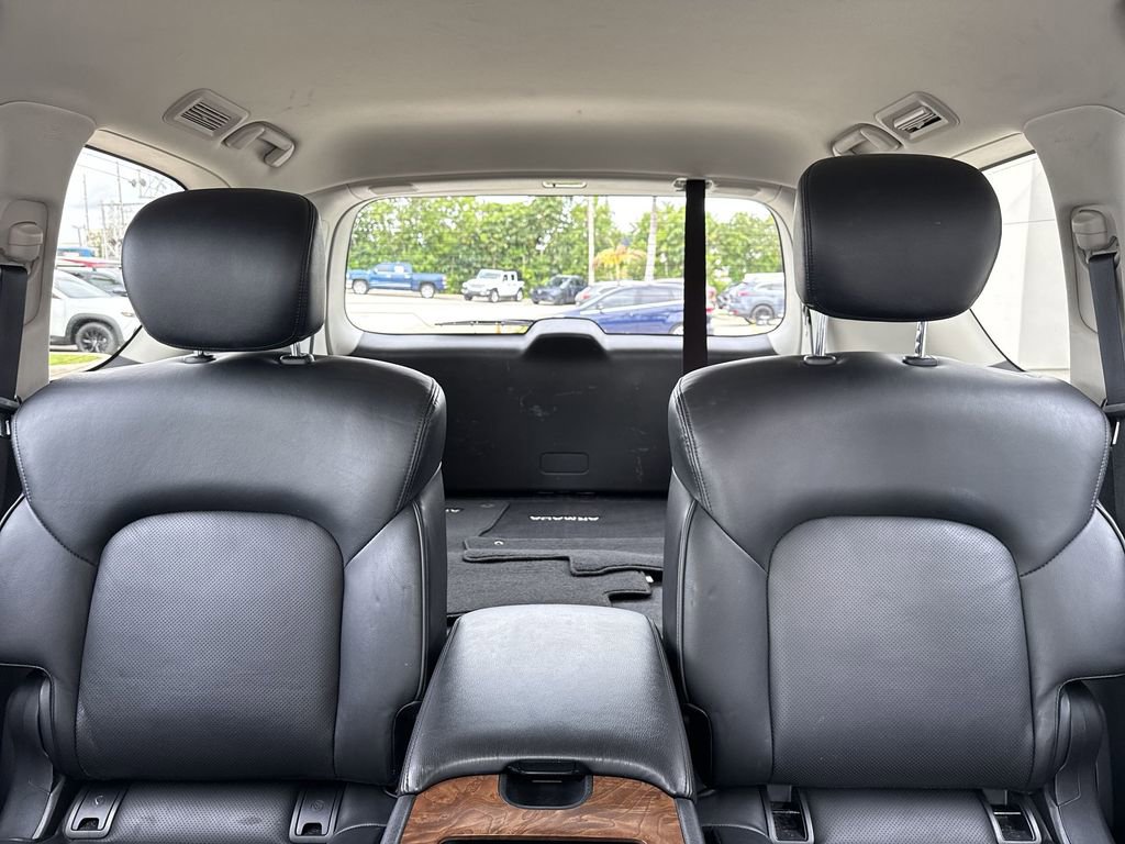 Used 2024 Nissan Armada SL w/ Captain's Chairs Package AWD/4WD image 18