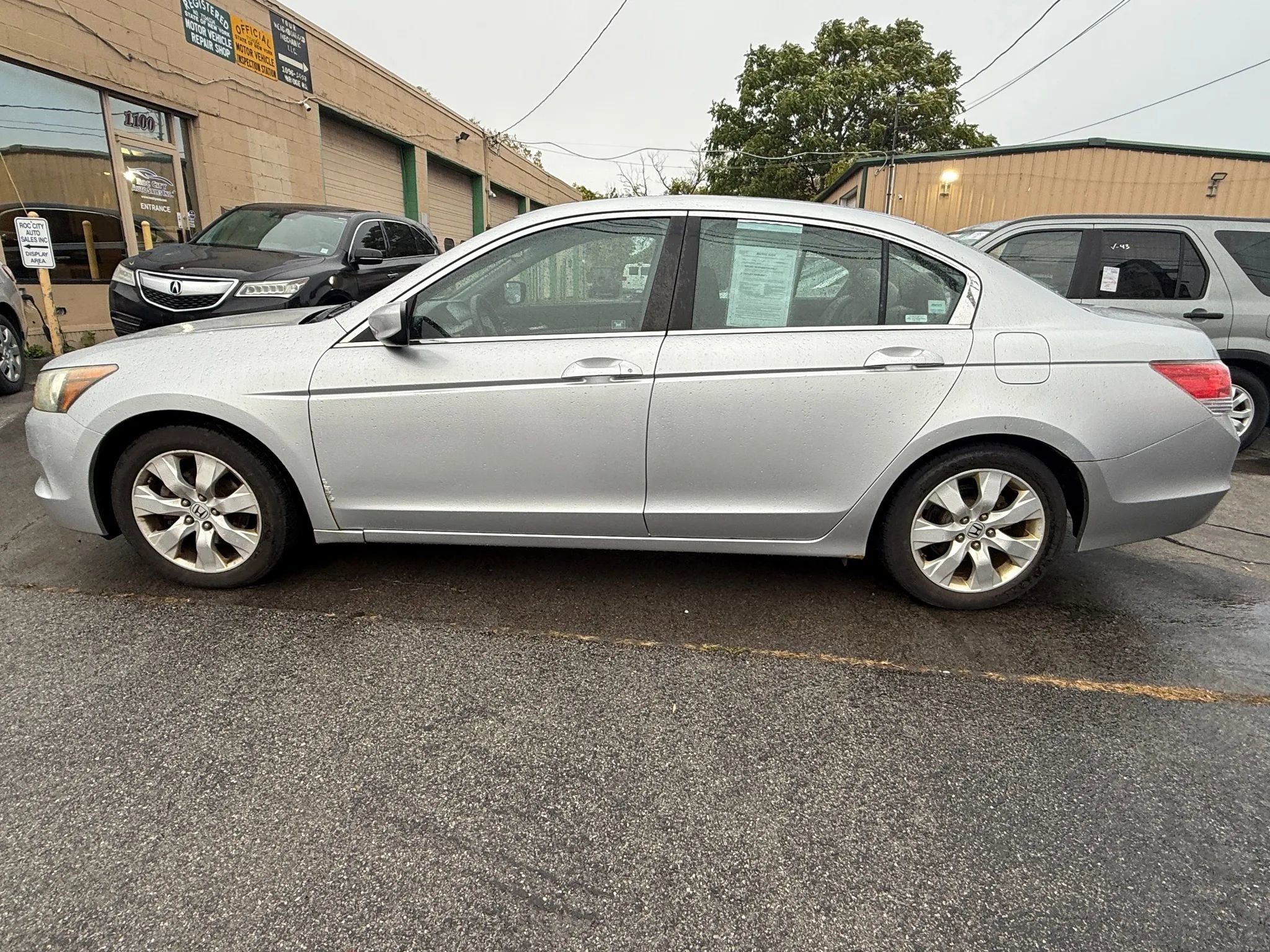 Used 2009 Honda Accord EX image 3