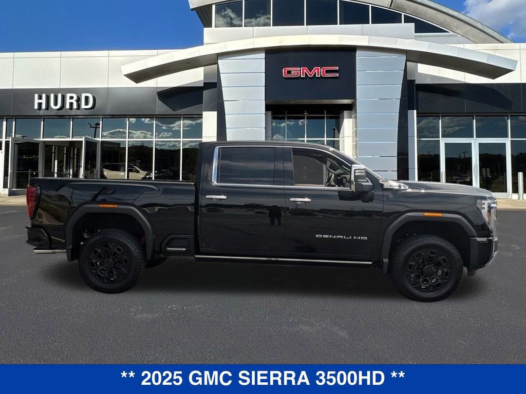 New 2025 GMC Sierra 3500 Denali w/ Denali Reserve Package image 3