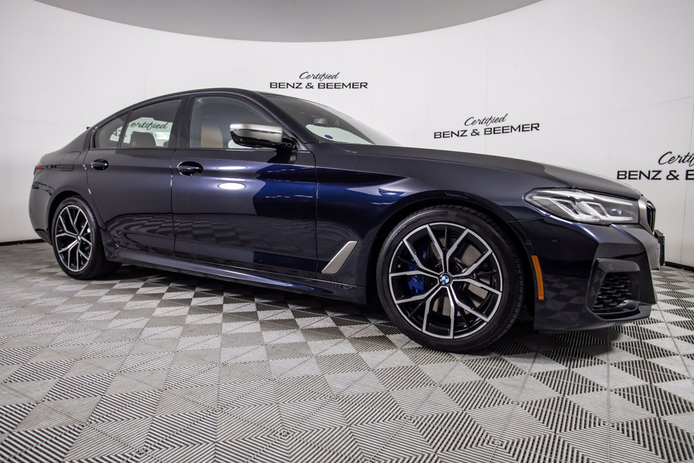 Used 2022 BMW M550i xDrive w/ Premium Package AWD/4WD image 2