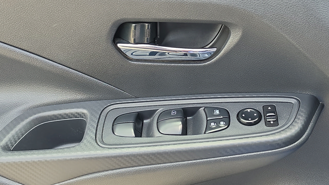 Used 2024 Nissan Versa SV FWD image 40
