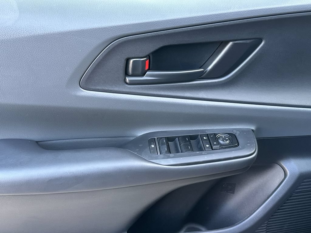 Certified 2025 Toyota Prius LE FWD image 11