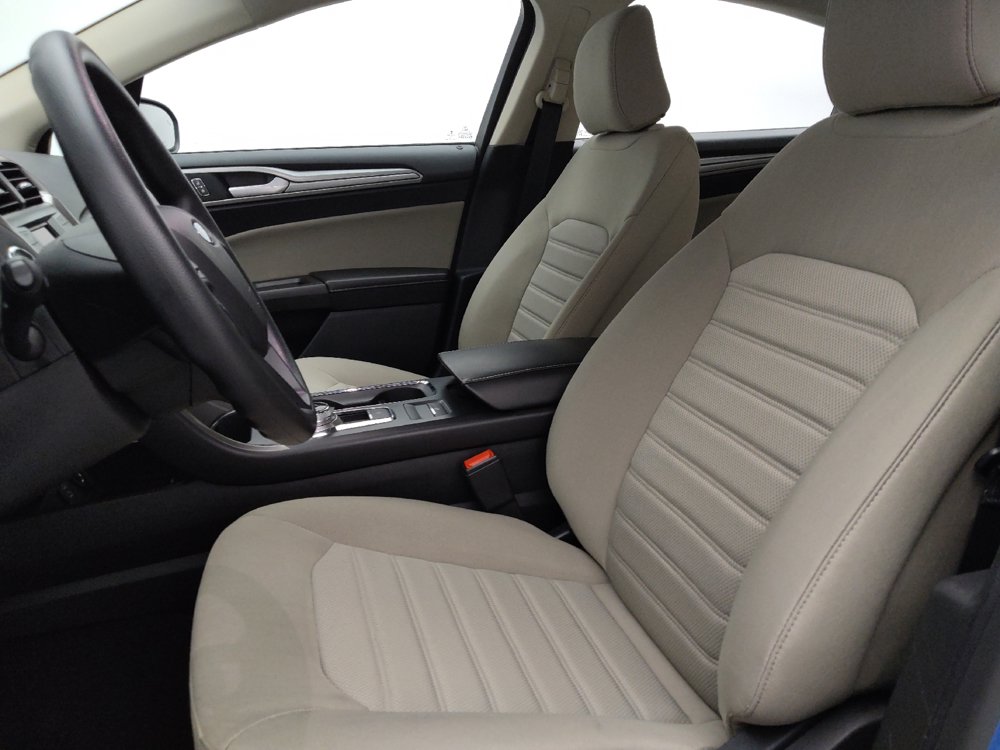 Used 2020 Ford Fusion S FWD image 17