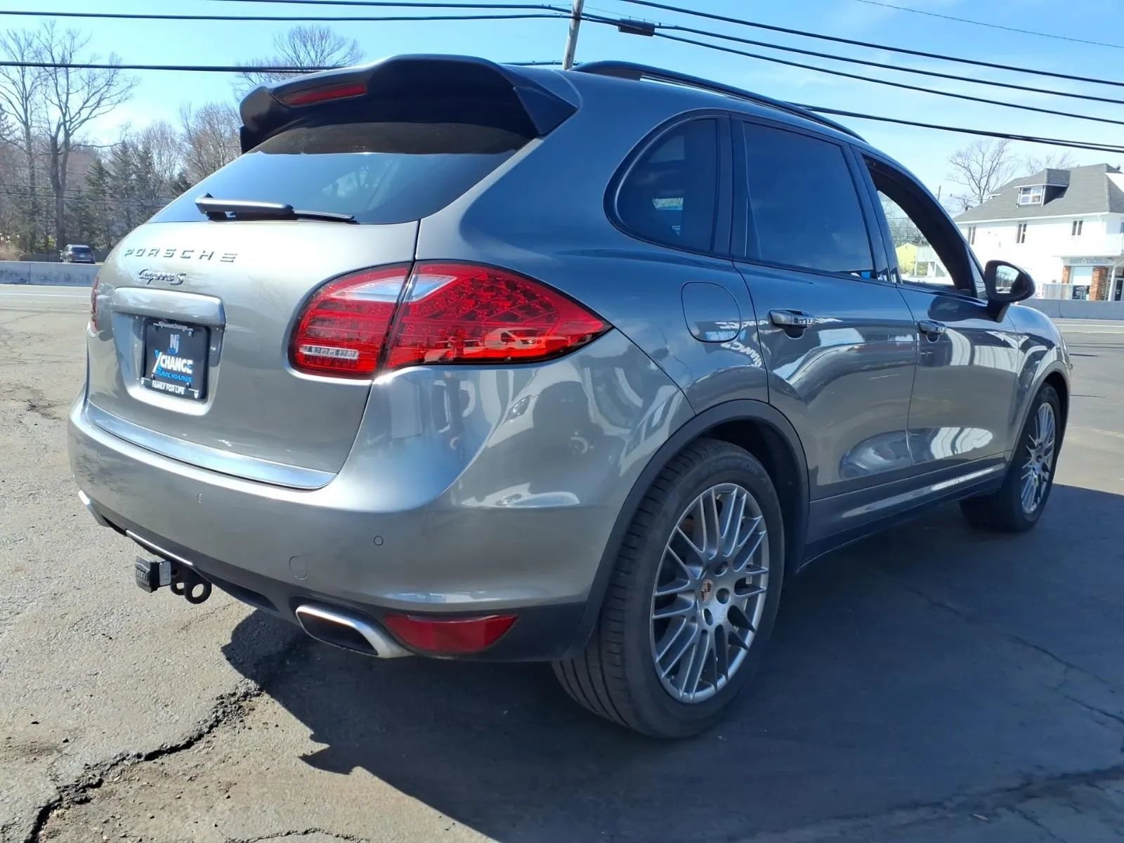 Used 2014 Porsche Cayenne S AWD/4WD image 3