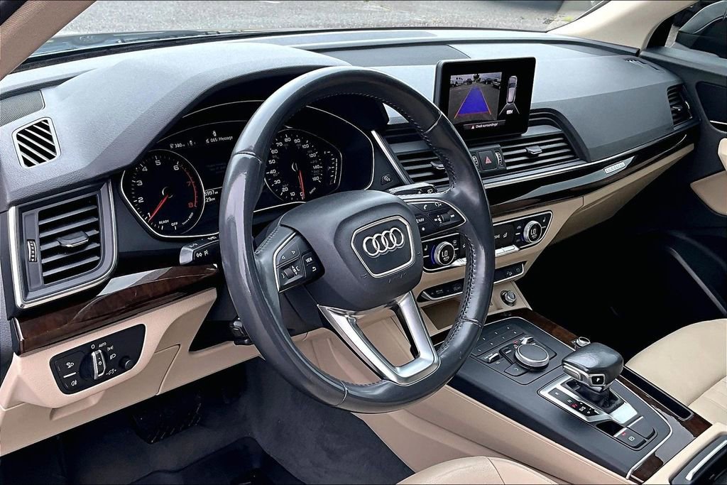 Used 2019 Audi Q5 2.0T Premium AWD/4WD image 16