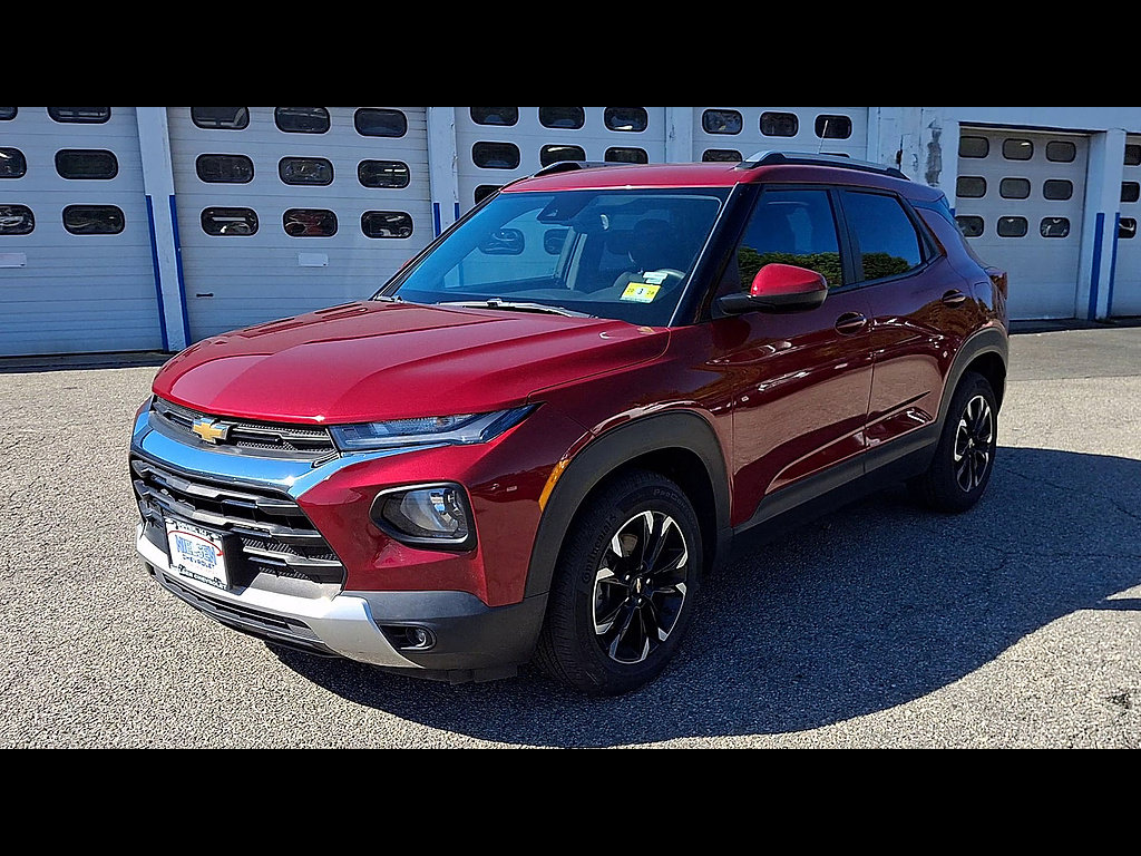 Certified 2021 Chevrolet TrailBlazer LT w/ Convenience Package FWD image 4