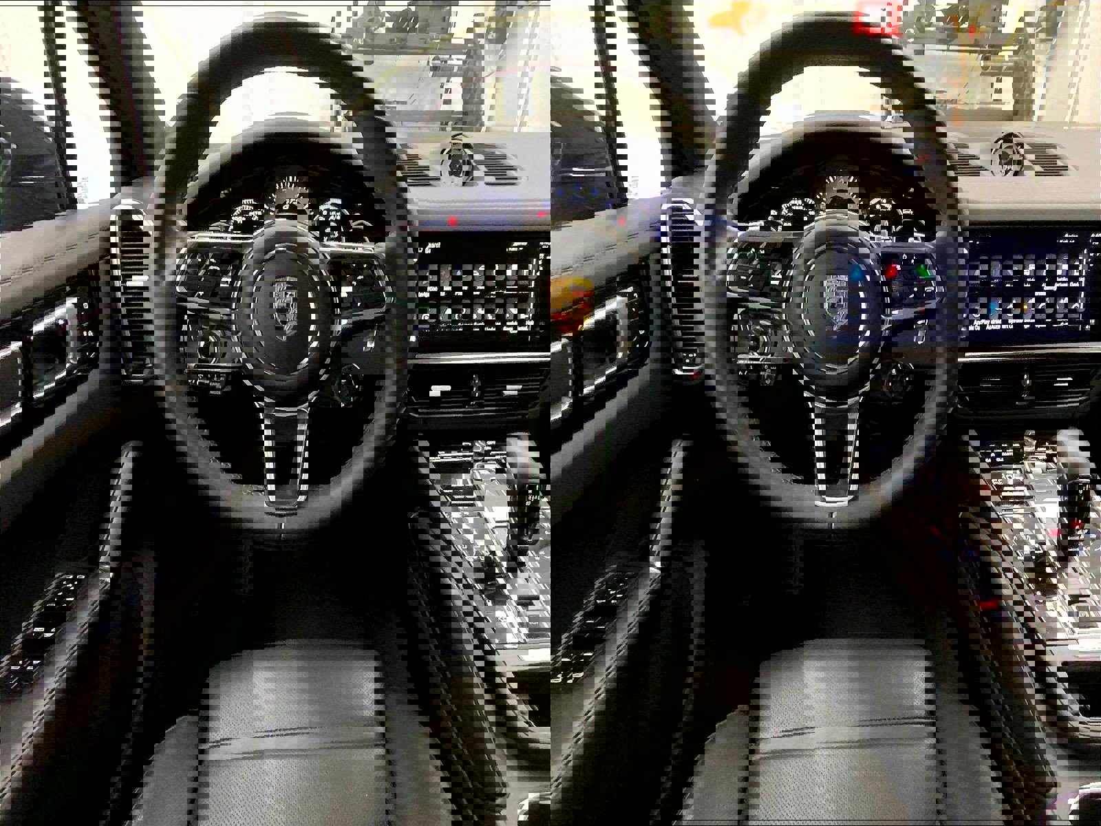 Used 2023 Porsche Cayenne GTS image 13