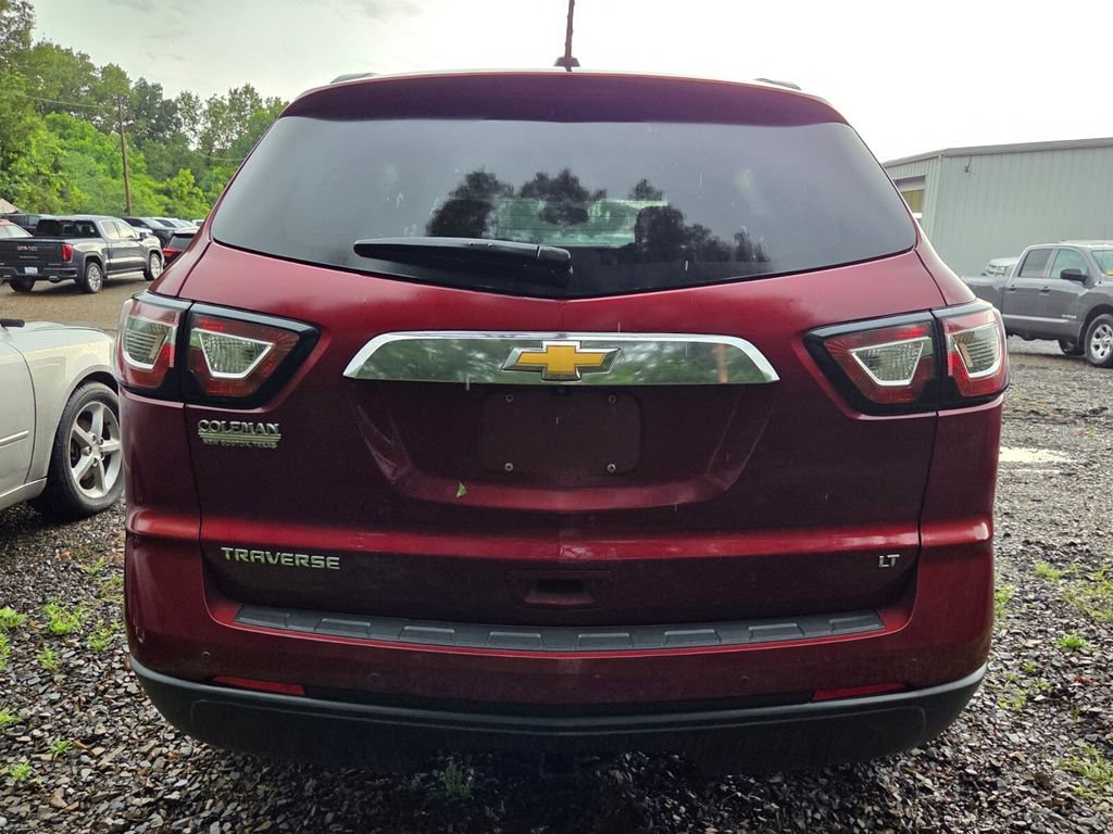 Used 2017 Chevrolet Traverse LT w/ Style and Technology Package FWD image 6
