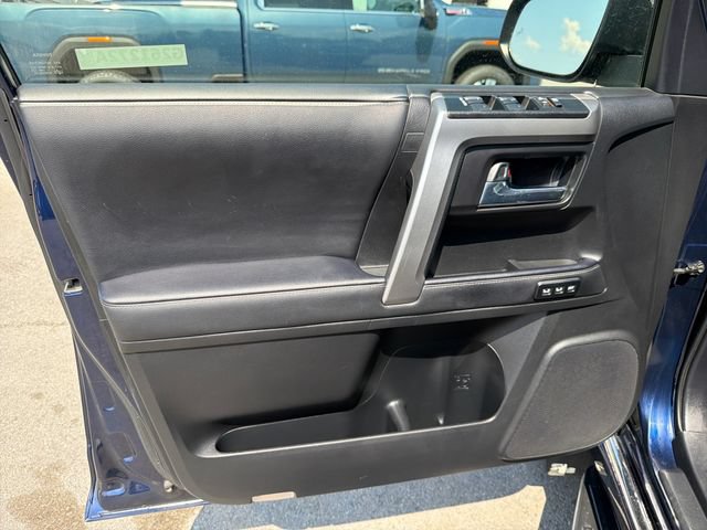 Used 2024 Toyota 4Runner Limited AWD/4WD image 16