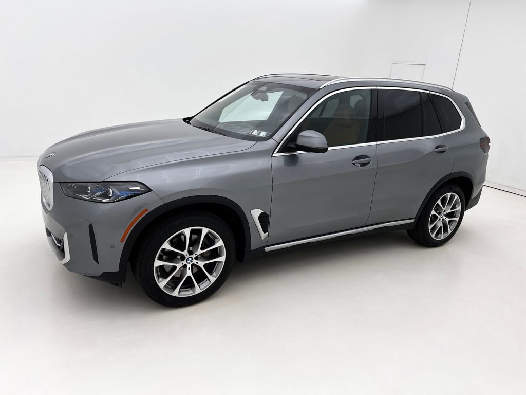 Certified 2024 BMW X5 xDrive40i w/ Premium Package AWD/4WD image 5