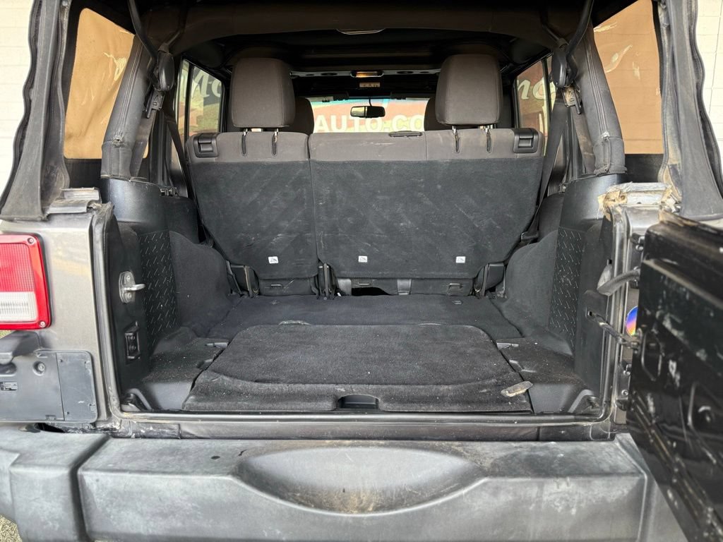 Used 2018 Jeep Wrangler Unlimited Sport S AWD/4WD image 47