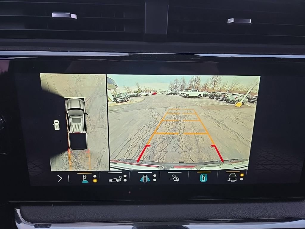 Used 2023 GMC Sierra 1500 AT4 w/ AT4 Premium Package image 22