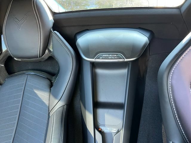 Used 2021 Chevrolet Corvette Stingray Preferred Conv w/ Z51 Performance Package RWD image 31