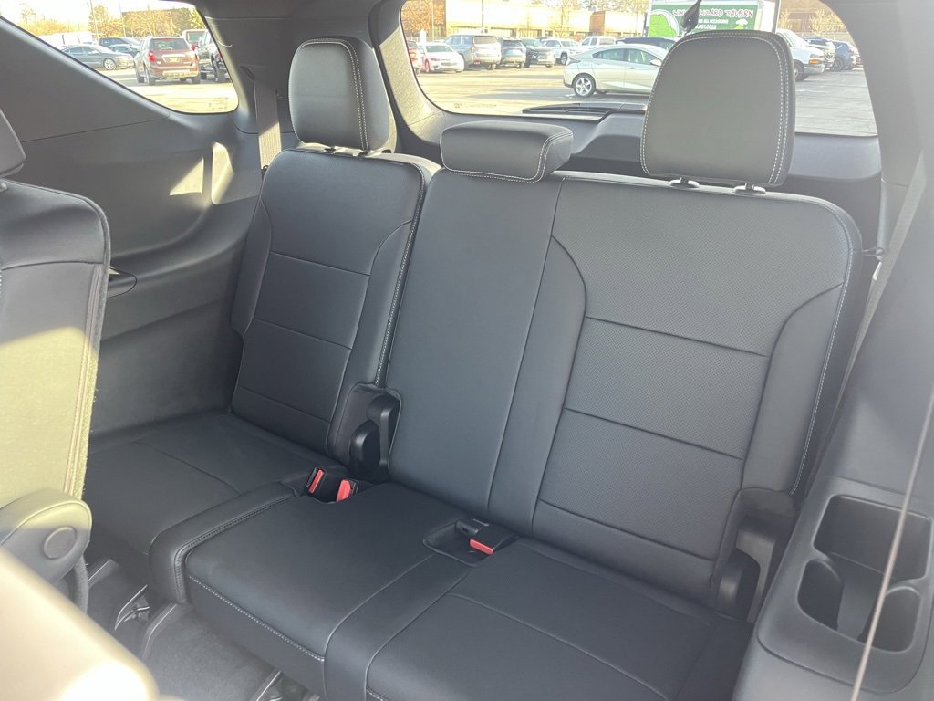New 2025 Chevrolet Traverse LT w/ LPO, Floor Liner Package image 29