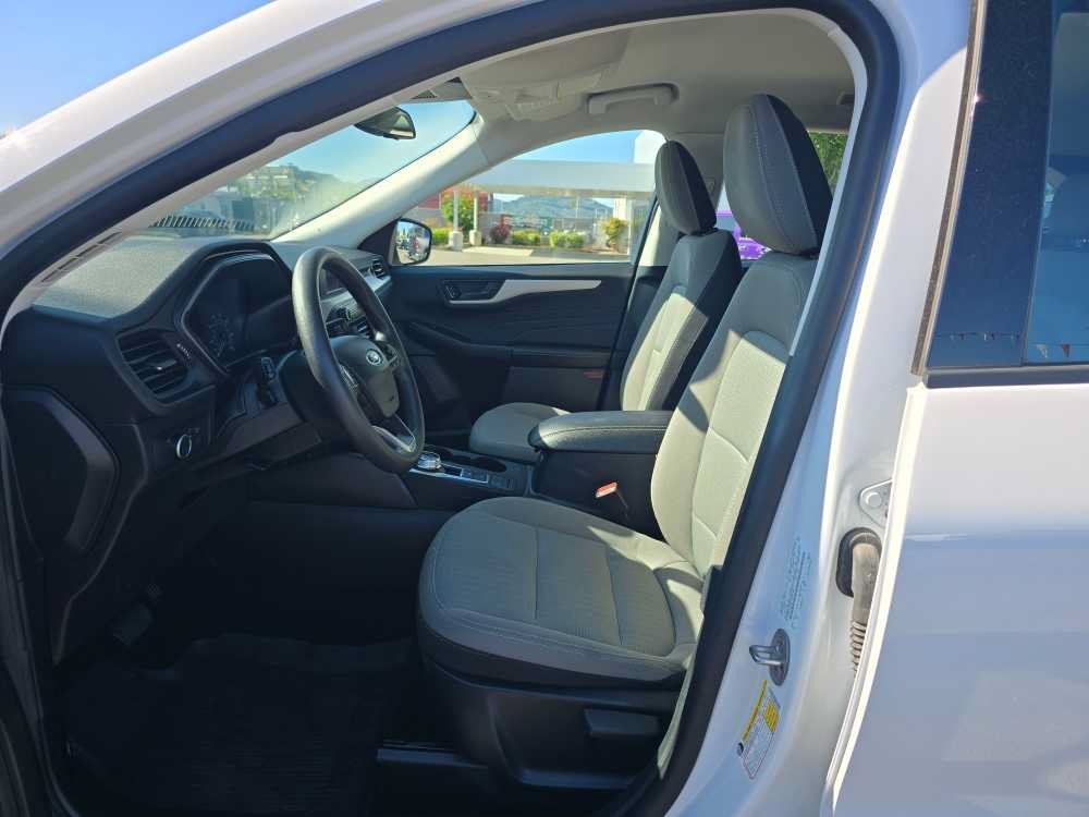 Used 2022 Ford Escape S AWD/4WD image 9