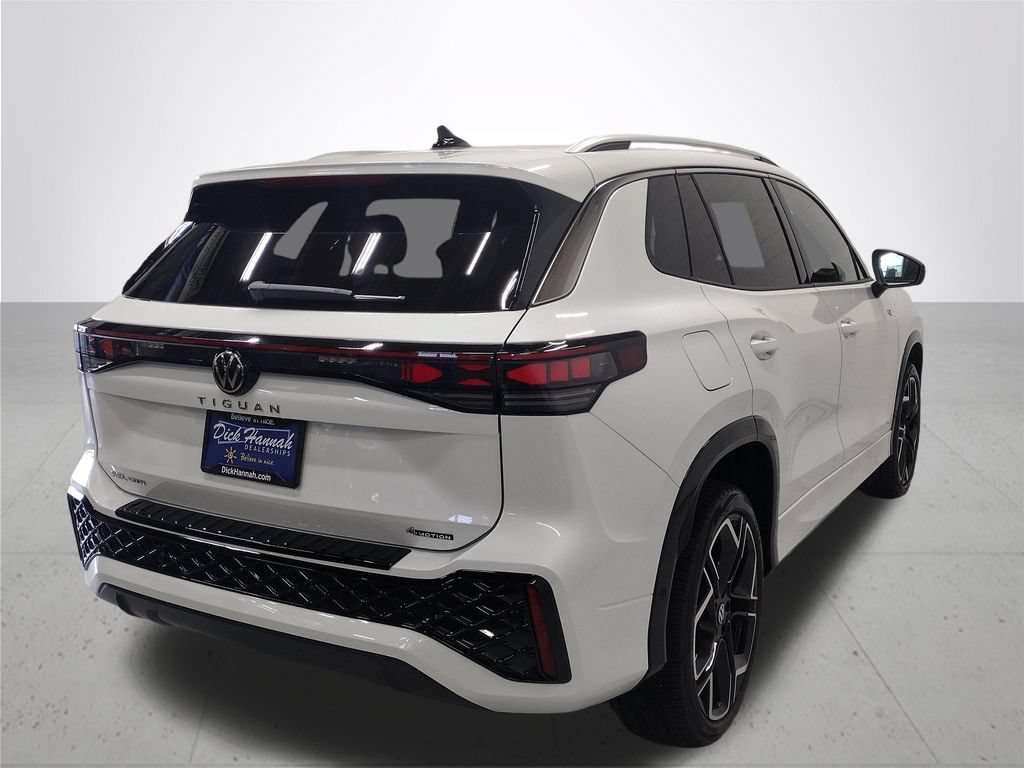New 2026 Volkswagen Tiguan SEL R-Line AWD/4WD image 13