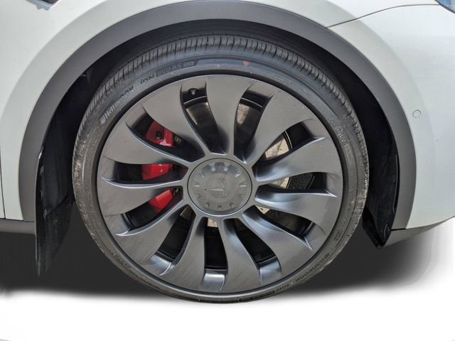 Used 2022 Tesla Model Y Performance AWD/4WD image 11