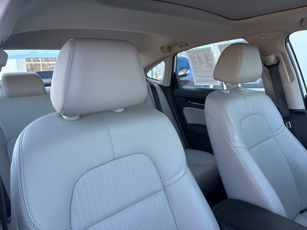 Used 2024 Honda Civic Touring image 28