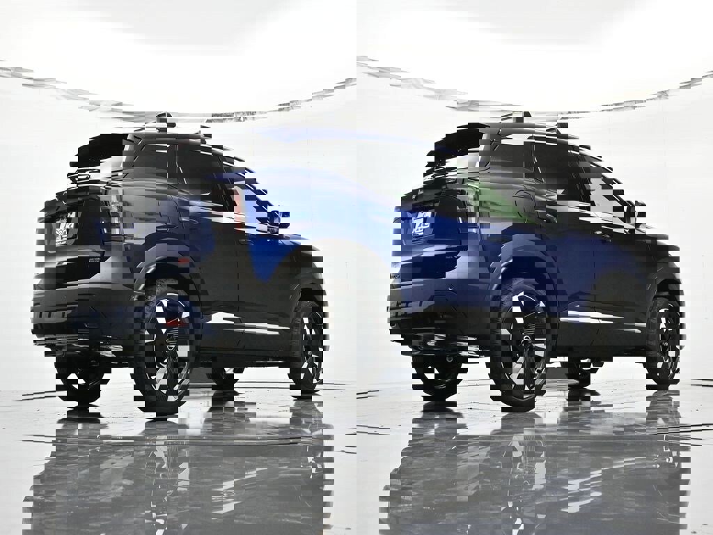 New 2026 Nissan Kicks SR image 38