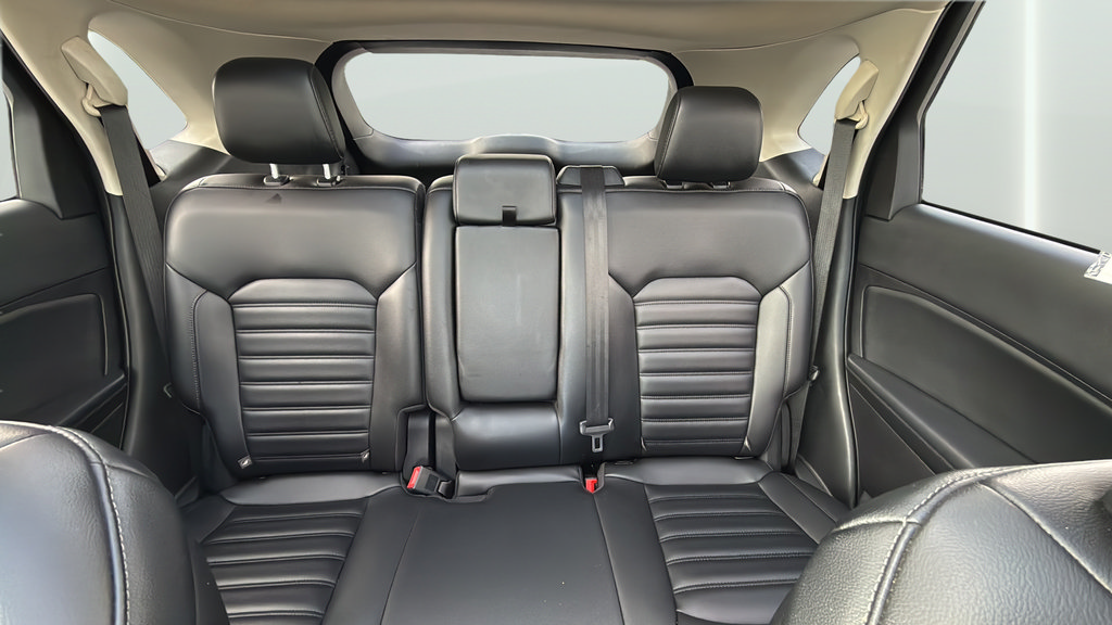 Used 2021 Ford Edge SEL w/ Convenience Package AWD/4WD image 25