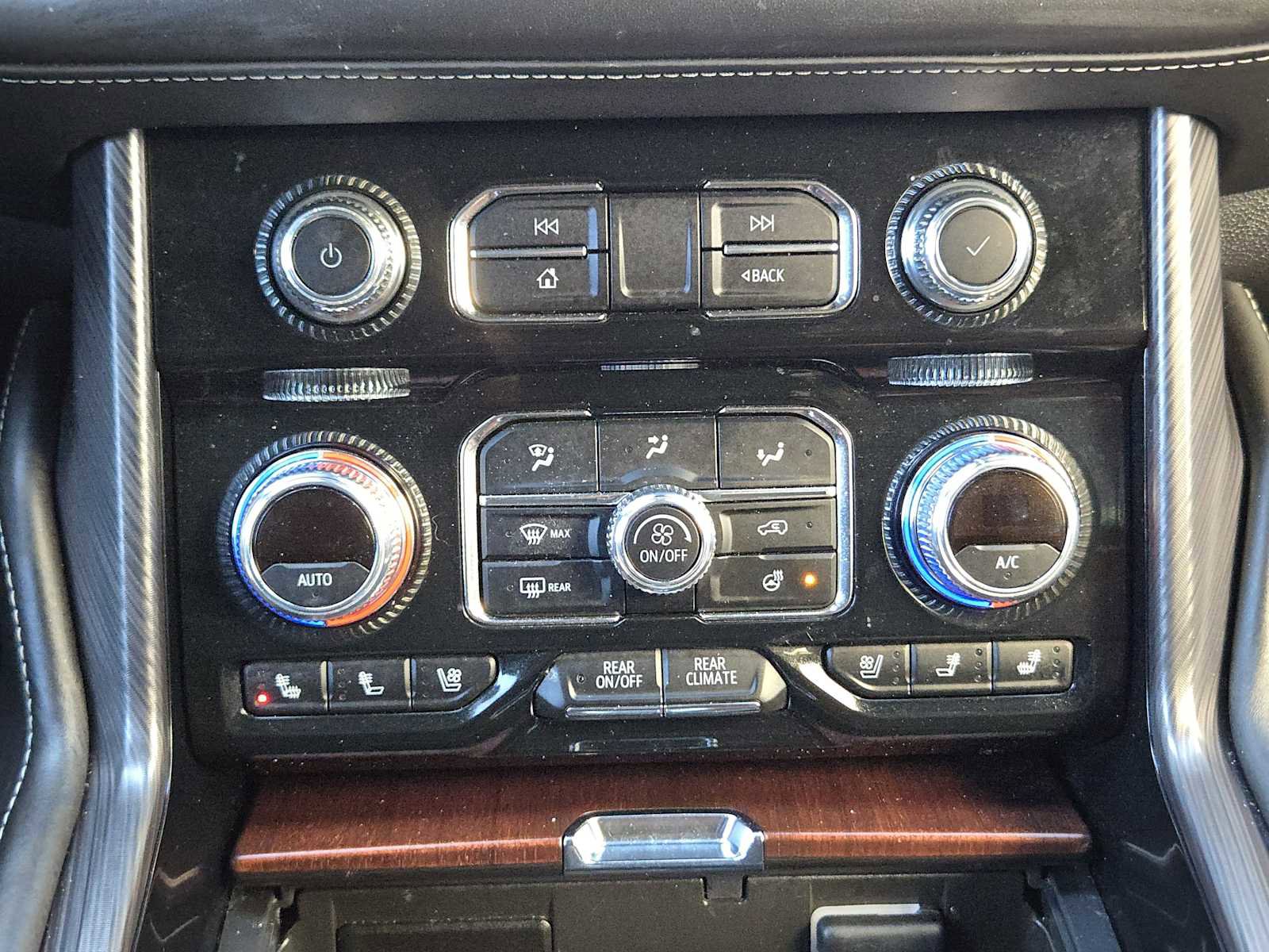 Certified 2023 GMC Yukon XL Denali Ultimate image 19