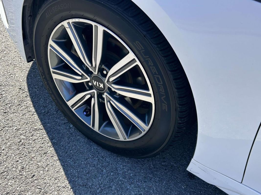 Used 2019 Kia Optima LX w/ LX 17" Wheel Package image 9