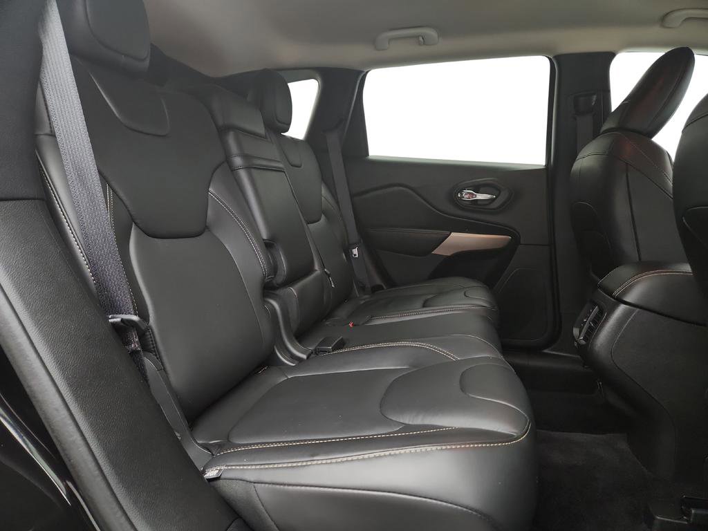 Used 2018 Jeep Cherokee Limited w/ High Altitude Package image 27