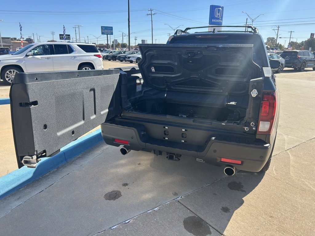 Used 2023 Honda Ridgeline Black Edition image 24