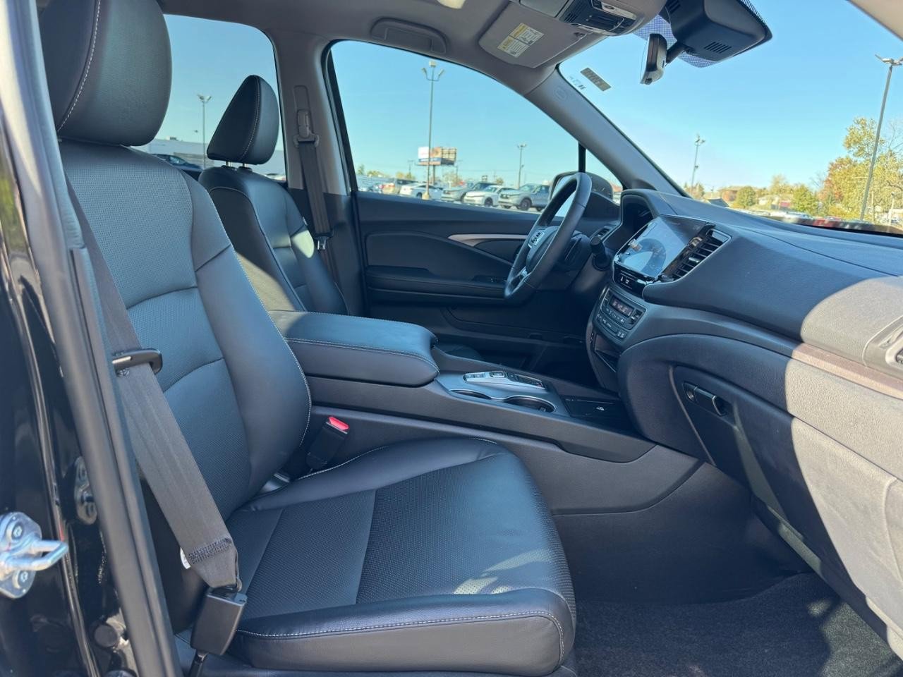 Certified 2025 Honda Ridgeline RTL image 17