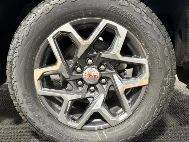 New 2025 GMC Sierra 1500 SLT w/ SLT Premium Plus Package image 28