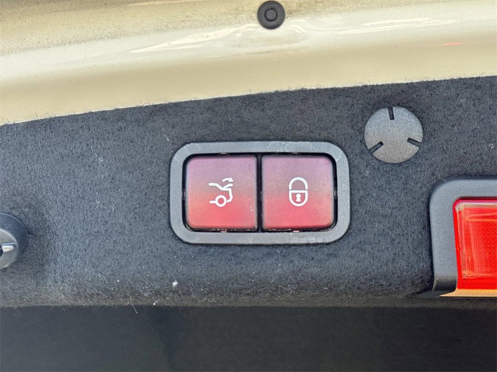 Used 2019 Mercedes-Benz C 300 Sedan image 17