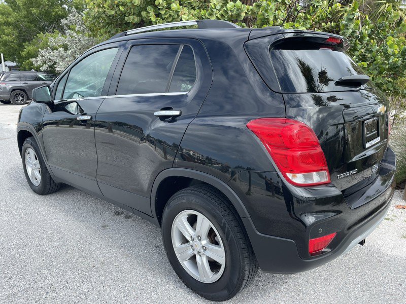 Used 2020 Chevrolet Trax LT w/ Driver Confidence Package AWD/4WD image 5